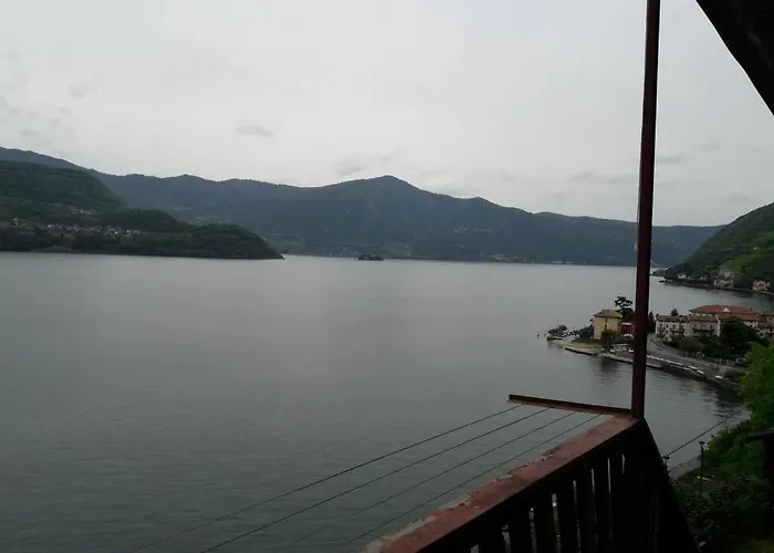 Sul Lago D'iseo * Tavernola Bergamasca